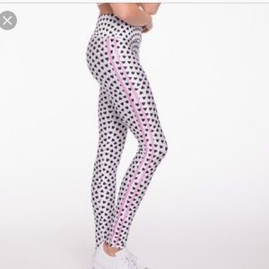 Goldsheep Black and White Hearts Legging